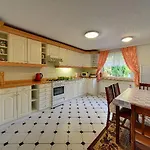 아파트 Apartamentvanessa *