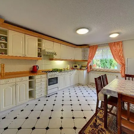 Lejlighed Apartamentvanessa *