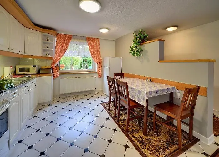 Apartamentvanessa 아파트 *