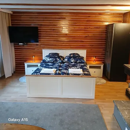 Apartament Apartamentvanessa *